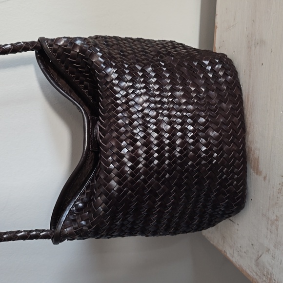 Madewell The Handwoven Shoulder Bag - Picture 4 of 10